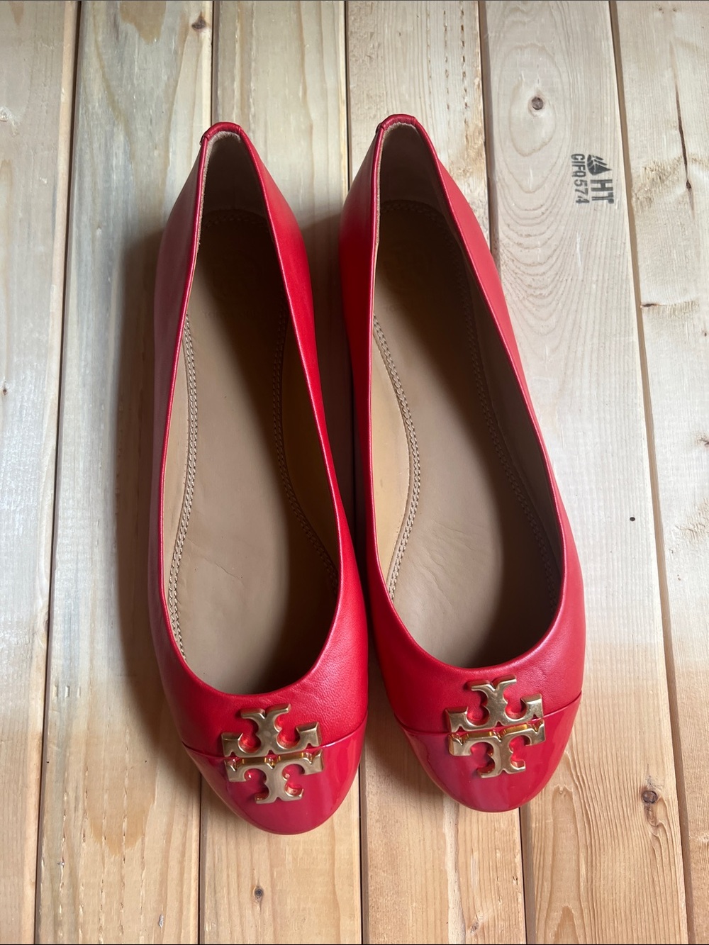 Tory Burch Red Leather Logo Ballet Flats - Gold Emblem